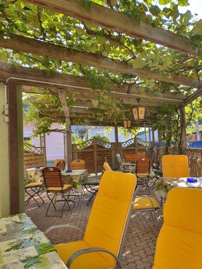Gasthof Zum Wallner Kalch Bagian luar foto