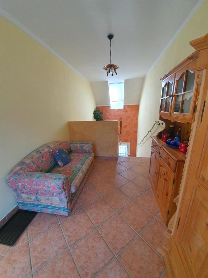 Gasthof Zum Wallner Kalch Bagian luar foto