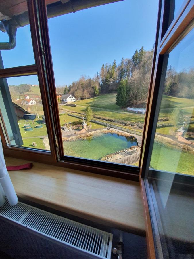 Gasthof Zum Wallner Kalch Bagian luar foto